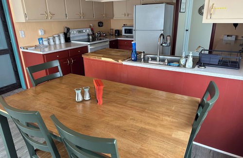 Middleburg House | Spacious 5-bedroom house with WiFi, AC in lovely Selinsgrove
