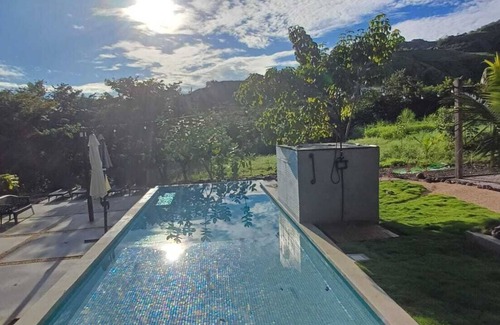 Coco Villa | Spacious 5-bedroom villa with Pool, AC and private bath for each room