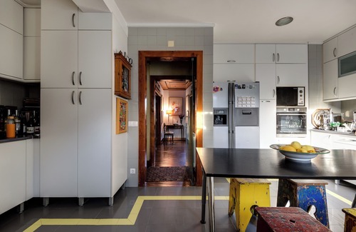 Rio Maior House | Spacious 5-bedroom house in charming Sao Joao da Ribeira with AC, WiFi