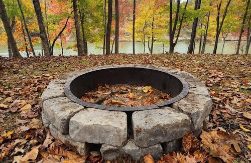 Mill Spring House | Spacious 5BDR, lakefront, firepit, hot tub, yard: Tryon Intl Equestrian Center