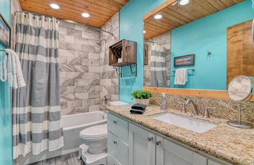 Southwest Colorado Springs House | Spacious 5BR Family Retreat Near Broadmoor & Garden of the Gods