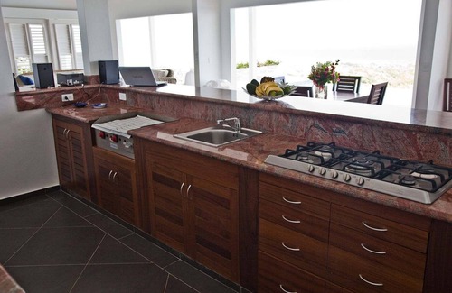 Las Terrenas House | Spacious 6-bedroom house in Las Terrenas with AC, WiFi, pool and fantastic view!