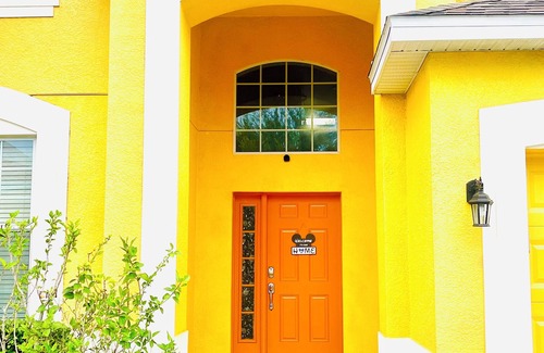 Veranda Palms House | Spacious 6-bedroom house, 8 beds, pool with heater, Near Disney in Kissimmee