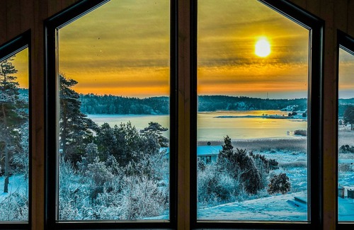 Stromstad Villa | Spacious and modern villa with spectacular sea views