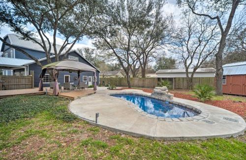 Gonzales House | Spacious Abode, Walk to Texas Heroes Square!