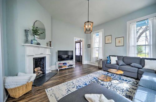 Gonzales House | Spacious Abode, Walk to Texas Heroes Square!