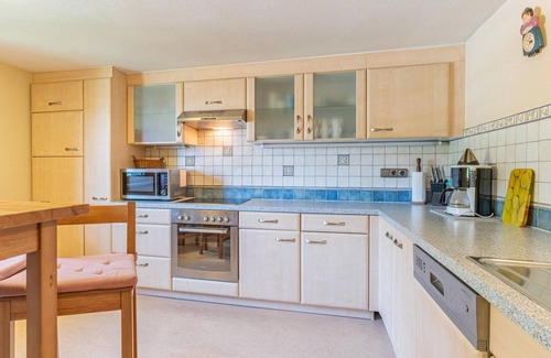 Itter Apartment | Spacious accommodation, 1.2 km to the ski lift