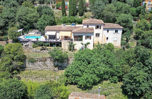 Magagnosc Villa | Spacious air-conditioned villa, heated pool and SPA, breathtaking views.