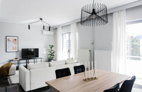 Marousi Apartment | Spacious & Airy 1BR Apartment near HELEXPO Marousi by UPSTREET