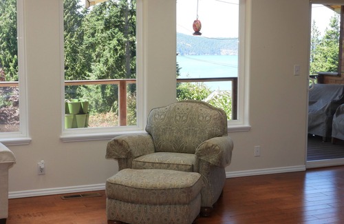 Anacortes House | Spacious Anacortes ocean view retreat!