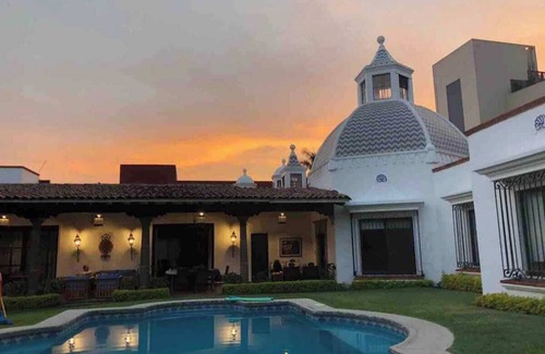 Cuernavaca House | Spacious and Amazing Colonial House w/amazing pool & yard