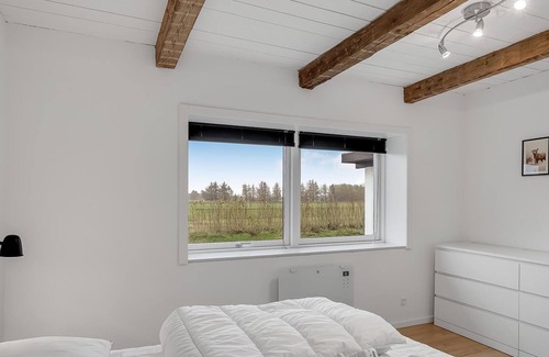 Pandrup House | Spacious and beautiful cottage with many employment opportunities for the whole family.