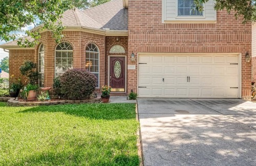 Spring House | Spacious and beautifully decorated 3BR, 2.5BA home