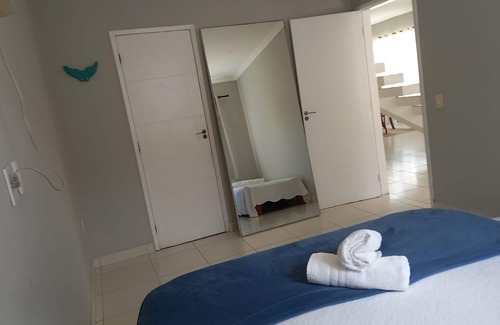 Rasa House | Spacious and Comfortable House with Gourmet Area, WiFi, Deck, Balcony, Garage