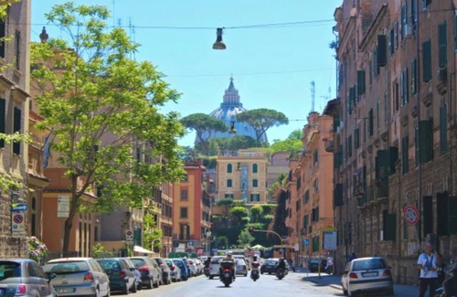 Vatican Apartment | Spacious and Bright Apartment in Vaticano Prati district of Romen