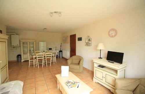 Le Buisson-de-Cadouin House | Spacious and bright gite for 4/6 people in a quiet location near Sarlat