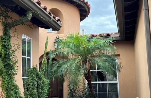 North Scottsdale Villa | Spacious and Charming 2+ bedroom Villa in fabulous Scottsdale gated community!