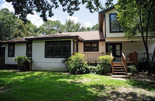 Caddo Heights-South Highlands House | Spacious and Charming home in South Highlands