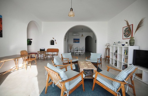 Ghajnsielem Apartment | Spacious and comfortable seafront apartment, exceptional views in quiet setting