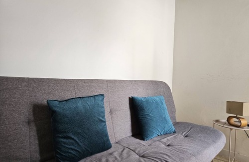 Astorga Apartment | Spacious and comfortable two-bedroom apartment in Poblado