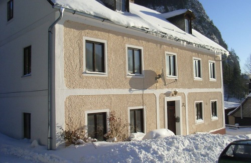 Stainach-Purgg House | Spacious and cosy Austrian Farm House in village at the foot of The Grimming