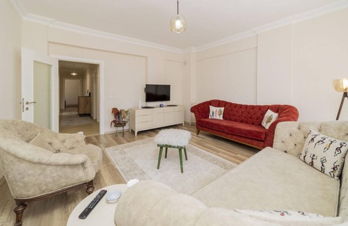 Muratpasa Apartment | Spacious and Cozy Apartment in Muratpasa, Antalya