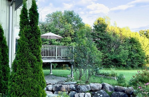 Grey Highlands Ski Chalet | Spacious and cozy Four Season retreat in the Beaver Valley!