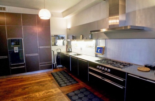 Arts-et-Metiers Apartment | Spacious and dramatic 3-bedroom apartment in the heart of Le Marais