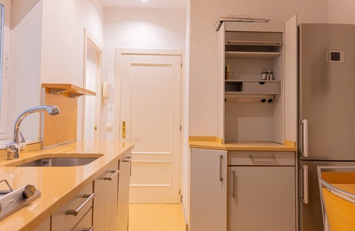 El Viso Apartment | Spacious and Elegant Apartment in Paseo de la Habana