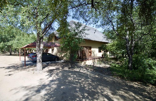 Phalaborwa Villa | Spacious and luxurious safari house near Kruger Park (ZA)
