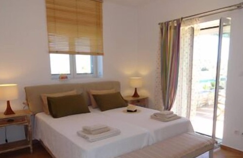 Aegina Villa | SPACIOUS AND LUXURIOUS VILLA WITH STUNING SEA VIEW