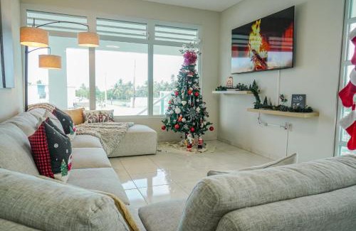 Hatillo Apartment | Spacious and Modern Beach House With Pool