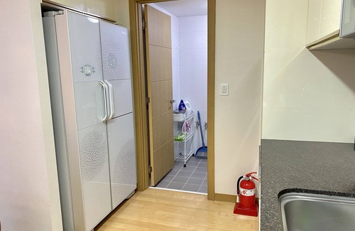 Hannamil-tong Condo | Spacious and modern, great for families