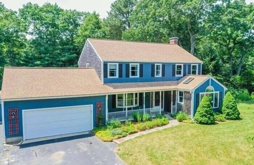 Plymouth House | Spacious and newly renovated 4BR house with pool!