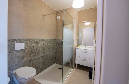 Besancon Condo | Spacious and peaceful, the T1 Bis "HUGO" is ideal for 1 to 2 people.