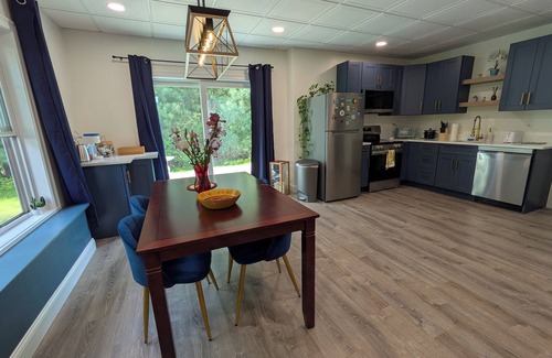 Nashua House | Spacious and peaceful garden apartment in quiet Nashua neighborhood with WiFi