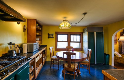 Orleans House | Spacious and restful rural retreat house for families and groups.