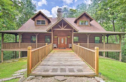 Maysville House | Spacious and Secluded Cabin 25 Mi to Bentonville!