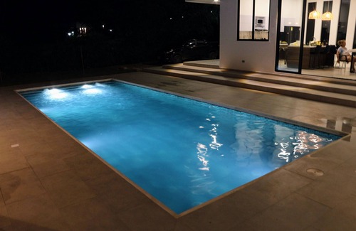 Chinauta House | Spacious and serene space with private pool, A/C, Wifi, BBQ, Private Condominium