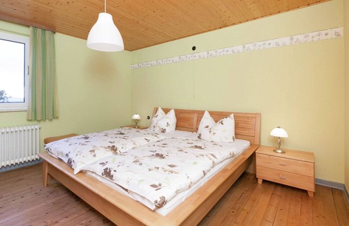 Rodershausen Apartment | Spacious Apartment in Rodershausen with Barbecue