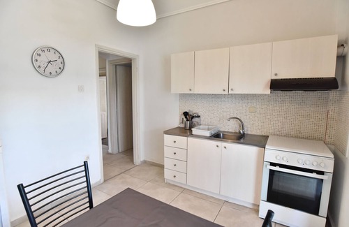 Kavala Apartment | Spacious apartment directly by the sea 2 floors