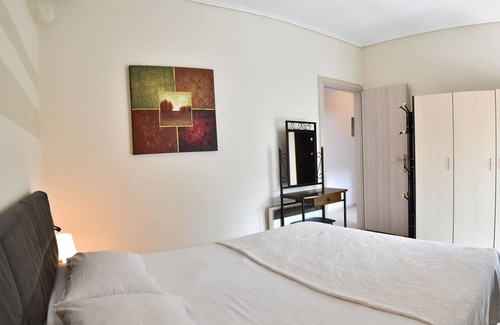 Kavala Apartment | Spacious apartment directly by the sea 2 floors