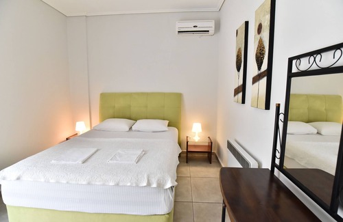 Kavala Apartment | Spacious apartment directly by the sea 2 floors