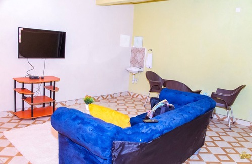 Siaya Bed & Breakfast | Spacious Apartment for anyone visiting Siaya- close to great sites