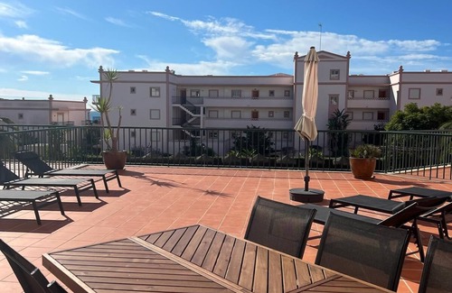 Luz Apartment | Spacious apartment. Huge balcony overlooking pools & gardens. Free WiFi. 3071/AL