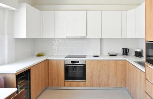 Ilisia Apartment | Spacious apartment in Athens