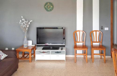 Benicassim Apartment | Spacious Apartment in Benicàssim with Mountain View