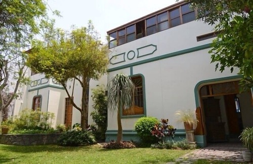 Barranco Apartment | Spacious apartment in the gardens of a fairy tail Monumental Mansion