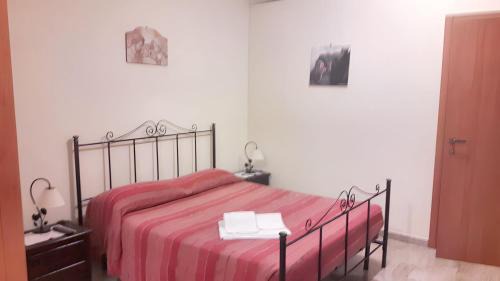 Trapani Apartment | Spacious Apartment in Trapani + AC