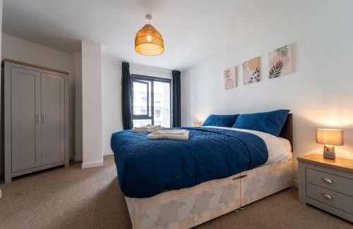 Woking Apartment | Spacious Apartment in Woking Town Centre